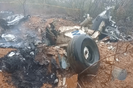 Máy bay rơi ở Kenya, chở khách quốc tế; 11 người chết, nguyên nhân đang điều tra