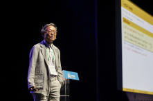 Muốn trở thành nhà toán học có tên tuổi hãy học làm thơ!