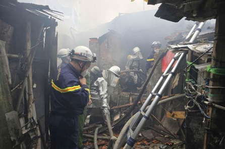 Cháy nhà, một cụ già bị tai biến tử vong