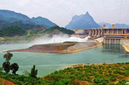 Hồ thủy điện Tuyên Quang mở cửa xả lũ lúc 13h ngày 9/10