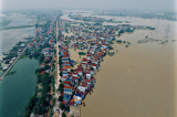 Hơn 7.000 nhà vẫn ngập lụt sau mưa lớn do bão số 11 gây ra
