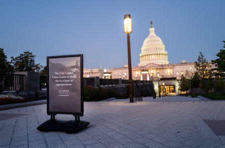 Cố vấn Nhà Trắng: Nếu đàm phán mở cửa chính phủ không tiến triển, sẽ bắt đầu sa thải nhân viên