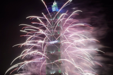 Đài Loan mừng Quốc khánh, lần đầu tiên trình diễn pháo hoa kết hợp máy bay không người lái