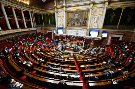 Ông Macron sẽ bổ nhiệm thủ tướng mới trong vòng 48 giờ tới