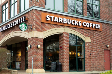 Starbucks đang đóng cửa hàng trăm cửa hàng, ít nhất 30 cửa hàng tại California