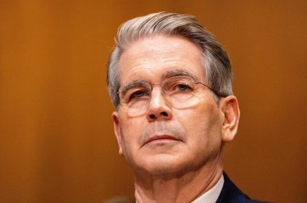 Ông Bessent: “Dù Tòa án Tối cao phán quyết thế nào, thuế quan sẽ vẫn được giữ nguyên”