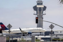 Các sân bay Mỹ bị trì hoãn nhiều giờ vì “vấn đề nhân sự” do Chính phủ đóng cửa