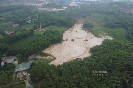 Vỡ hồ chứa bùn tại nhà máy luyện gang thép Thái Nguyên