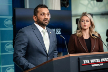 Giám đốc FBI Patel: Trung Quốc đã đồng ý hạn chế xuất khẩu tiền chất fentanyl