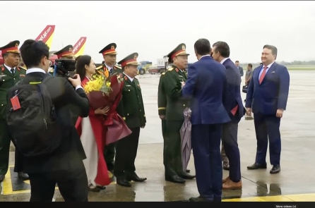 Ông Hegseth thăm Việt Nam: Củng cố quan hệ quốc phòng và trấn an – AP