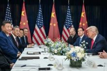 Mỹ giảm thuế fentanyl đối với Trung Quốc xuống còn 10% sau cuộc gặp Trump-Tập