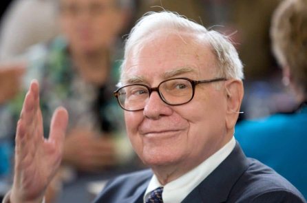 Dự trữ tiền mặt của Warren Buffett tăng vọt lên 381,7 tỷ đô la