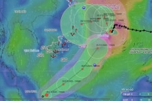 Bão số 15 chưa tan, áp thấp nhiệt đới từ Malaysia sắp tiến vào nam Biển Đông