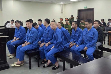 Cựu trưởng khoa Bệnh viện Tâm thần Trung ương 1 nhận 14 năm 6 tháng tù