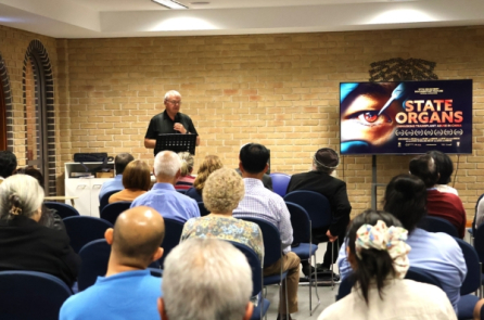 Linh mục bị sốc sau khi xem phim “Nội tạng Quốc doanh” tại Úc