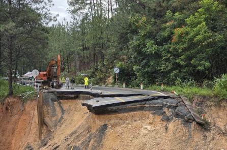 Lâm Đồng công bố tình huống khẩn cấp thiên tai tại đèo Mimosa và quốc lộ 20