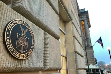 Doanh nghiệp TQ “đội lốt” công ty Mỹ để có được công nghệ và tài trợ