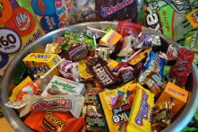 Mỹ phát hiện kẹo chứa cần sa ở nhiều nơi, cảnh sát cảnh báo an toàn dịp Halloween