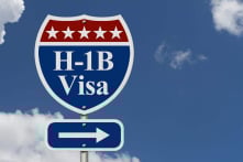Gia hạn visa H-1B gặp trục trặc khi về nước, hàng trăm nhân viên Ấn Độ bị mắc kẹt