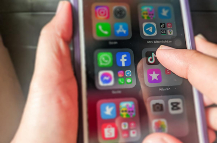 Úc tạo tiền lệ: Cấm trẻ dưới 16 tuổi dùng mạng xã hội