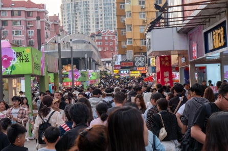 Làn sóng 300 triệu lao động về quê sớm vượt kiểm soát: Bắc Kinh báo động đỏ