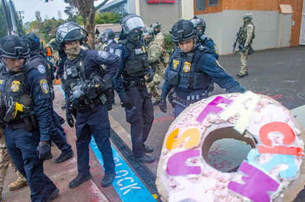 Thẩm phán phán quyết chính quyền Trump điều động Vệ binh Quốc gia tới Portland là phi pháp