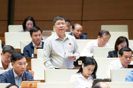 Đề xuất bỏ giấy phép xây dựng nhà dưới 7 tầng, Bộ trưởng Xây dựng nói gì?