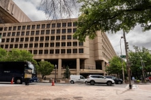 FBI điều tra 6 nghị sĩ đảng Dân chủ đăng video kêu gọi quân nhân chống lệnh