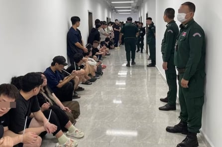 Cảnh sát Hàn Quốc và Campuchia phối hợp bắt hơn 50 thành viên băng nhóm lừa đảo