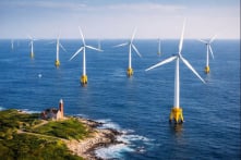 Mỹ tạm dừng cho thuê điện gió ngoài khơi vì lý do an ninh quốc gia
