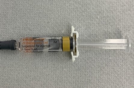 Cố vấn CDC bỏ phiếu chấm dứt khuyến nghị tiêm vắc xin viêm gan B trẻ sơ sinh