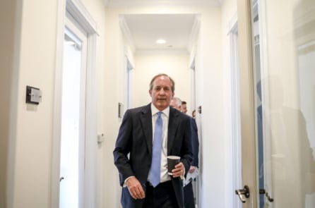 Bang Texas kiện 5 hãng TV với cáo buộc theo dõi người tiêu dùng