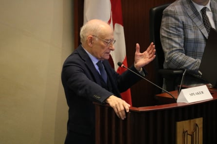 Luật sư nhân quyền David Matas kể lại trải nghiệm bị ĐCSTQ đàn áp xuyên quốc gia