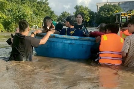 Hồ Lòng Sông xả lũ 1.200 m³/s, hơn 1.000 căn nhà ở Lâm Đồng ngập sâu