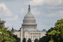 Thượng viện thông qua Dự luật Ủy quyền Quốc phòng 2026 và gửi ông Trump ký ban hành