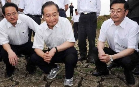 Vì sao Ôn Gia Bảo từ chối kính trọng Mao Trạch Đông?