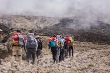 Trực thăng rơi tại núi Kilimanjaro: 5 người thiệt mạng