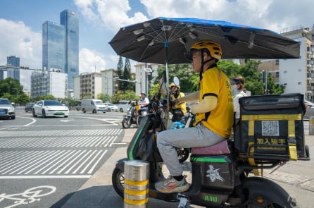 Tăng trưởng kinh tế Trung Quốc có thể chỉ đạt 2,5% hoặc thấp hơn