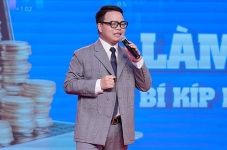 Vụ Mr.Pips: ‘Mr Hunter’ Lê Khắc Ngọ bị dẫn độ về Việt Nam