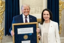 Quỹ Nobel khẳng định giải thưởng không thể chuyển nhượng