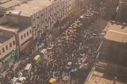 Biểu tình tại Iran bước sang ngày thứ tư, Mỹ kêu gọi không đàn áp