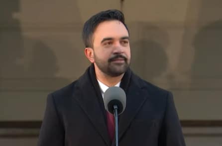 Ông Mamdani tuyên thệ nhậm chức vào nửa đêm, trở thành thị trưởng Hồi giáo đầu tiên của New York