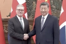 Thủ tướng Anh thăm Trung Quốc, toàn bộ đoàn mang theo thiết bị điện tử dùng một lần