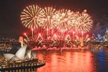 Giao thừa trên thế giới: Tạm biệt 2025 đầy thử thách, hướng tới 2026 với hy vọng mới