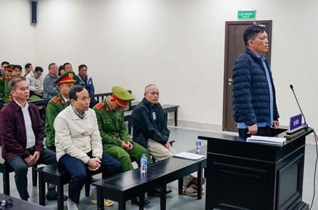 Cựu lãnh đạo BQLDA tỉnh Đắk Lắk nhận hơn 11 tỷ bị đề nghị 9-10 năm tù