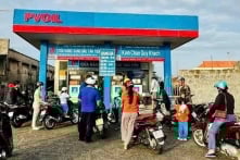 Đặc khu Phú Quý tạm hết xăng do biển động