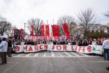 [Ảnh] Hàng chục nghìn người Mỹ tham gia Tuần hành Vì Sự sống ở Washington