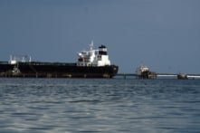 Mỹ hoàn tất thương vụ bán dầu mỏ đầu tiên của Venezuela, với giá trị 500 triệu đô la.