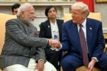 Nhà Trắng: Ấn Độ ngừng mua dầu từ Nga; Mỹ hủy bỏ mức thuế bổ sung 25%