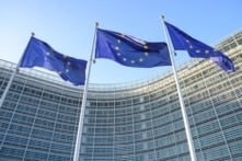 EU gia hạn 6 tháng việc tạm ngừng áp thuế với gần 110 tỷ USD hàng hóa Mỹ